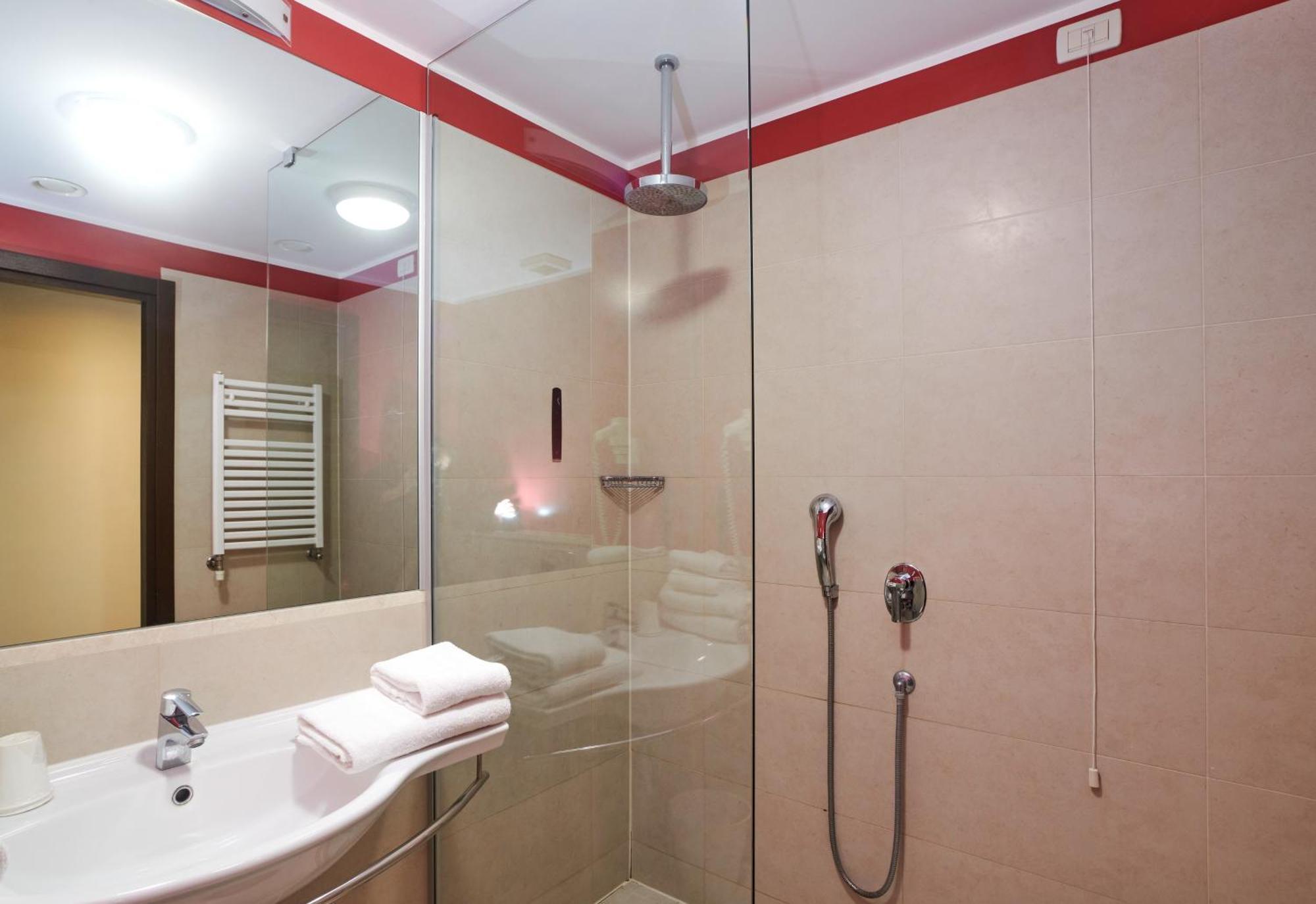 נגראר Kona Hotel Verona By Kleos Group Collection מראה חיצוני תמונה